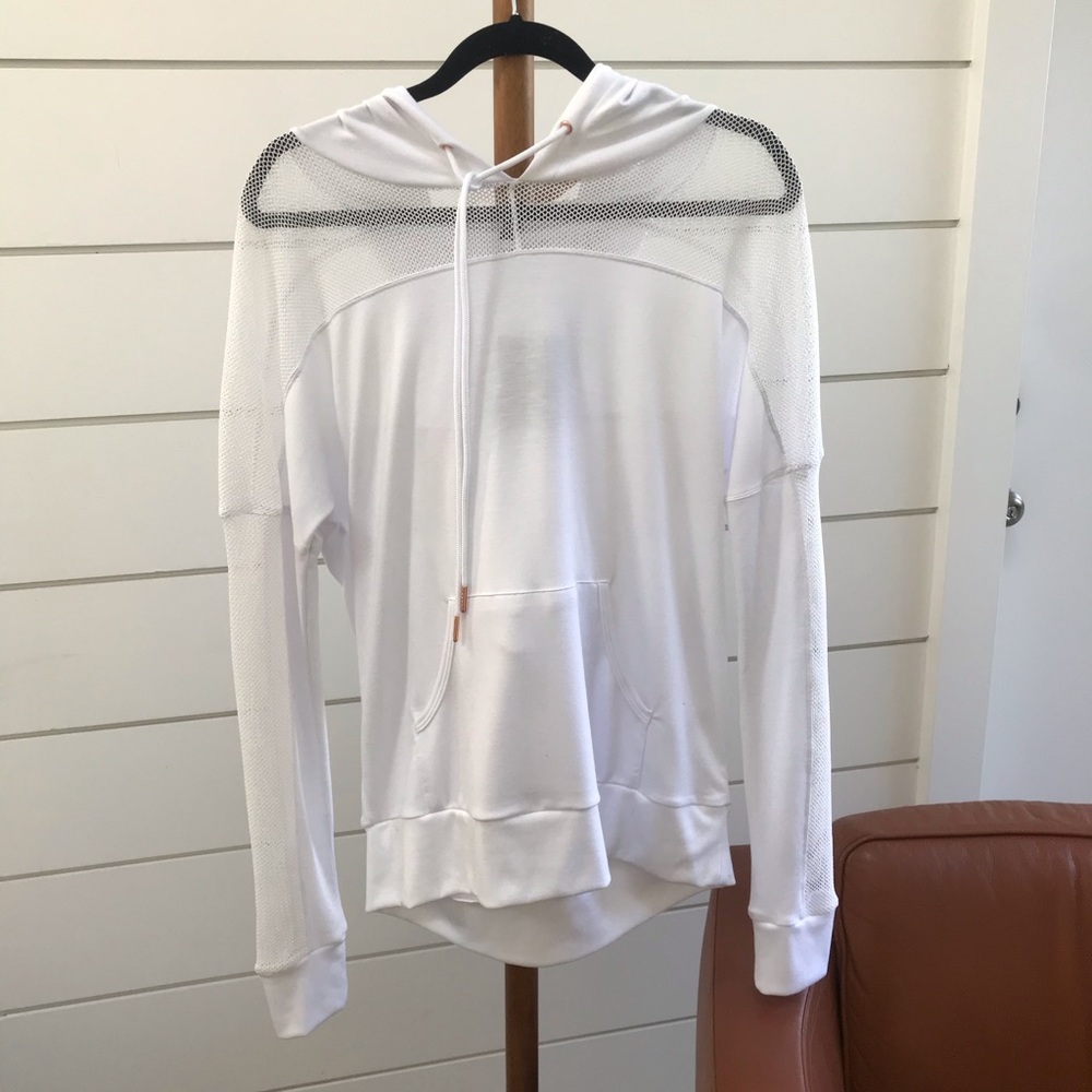 Onzie sweatshirt
